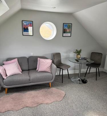 Camerton Apartment | The Annexe