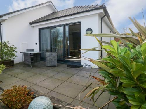 St. Florence House | The Annexe Trintex