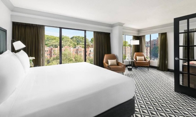 Brookline Hotel | The Arcadian Suite Room Close to The Isabella Stewart Gardner Museum !