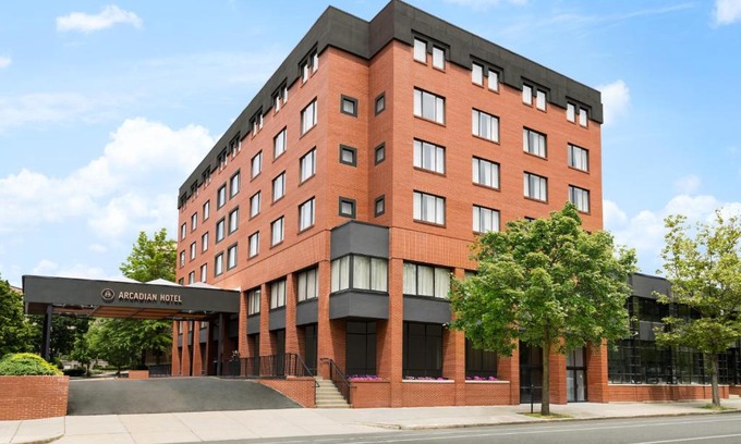 Brookline Hotel | The Arcadian