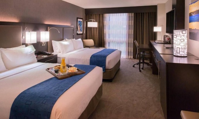 Downtown St. Louis Hotel | The Arch Convention Hotel