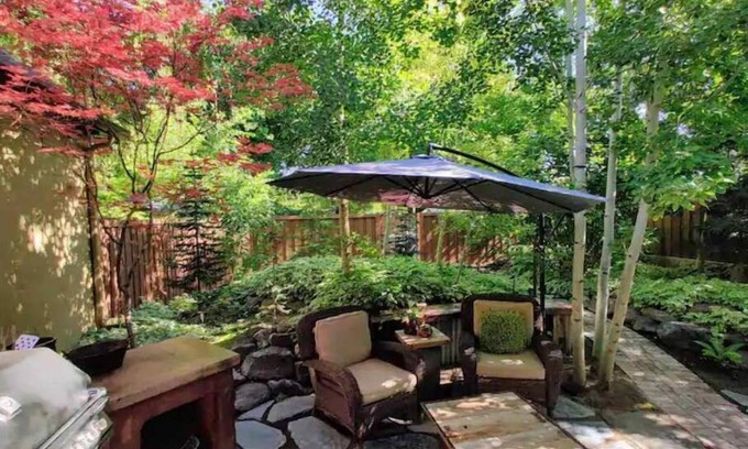 Twin Falls House | The Artdoorsy UnCommons - Shawn & Stasia Monroe