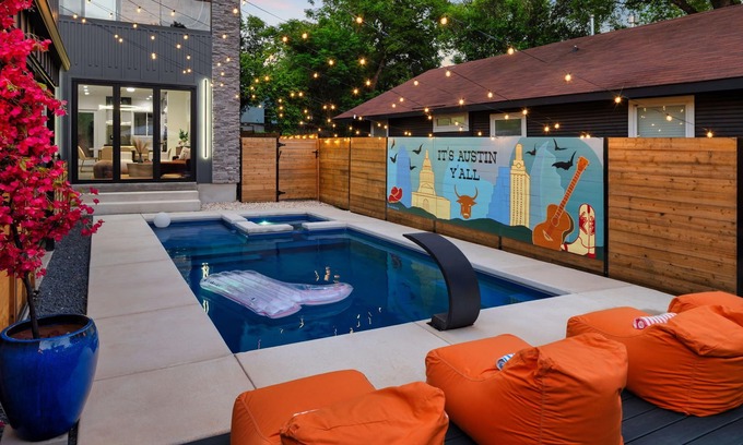 Chestnut House | The ArtHaus - Pool, Sauna, Hot Tub & Private Gym