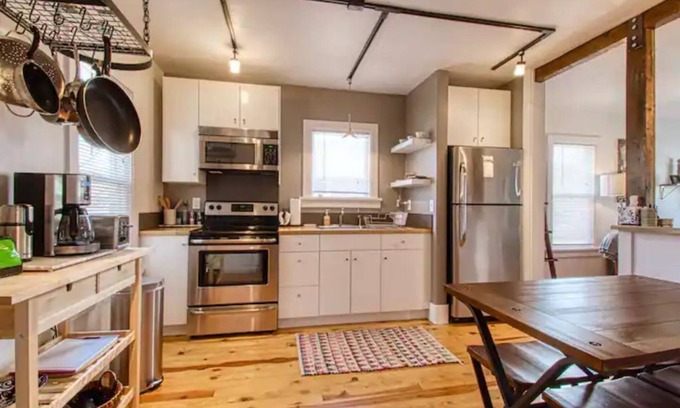 University District House | The Arthur House