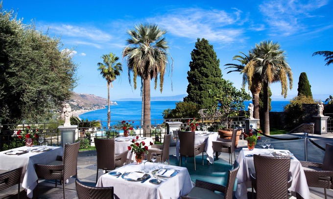 Taormina Hotel | The Ashbee Hotel - The Leading Hotels of the World
