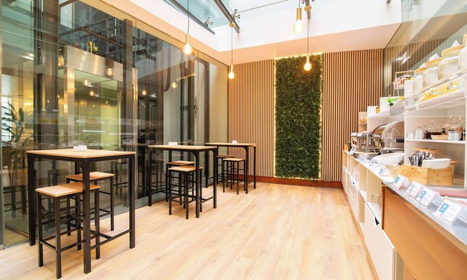 Ponta Delgada Hotel | The Azoriani Boutique, an Ascend Collection Hotel