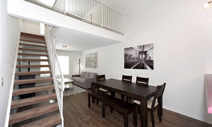 Palms Apartment | The Bagley 303 Penthouse