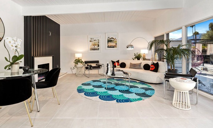 Sunmor House | The Bank Palm Springs