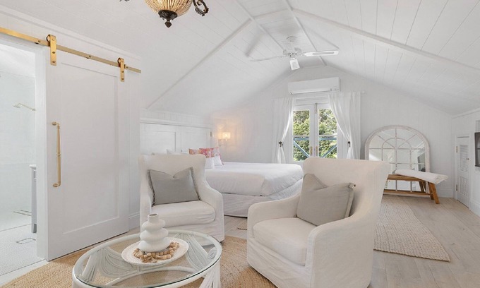 Pokolbin Villa | THE BARN AT FARMHOUSE
