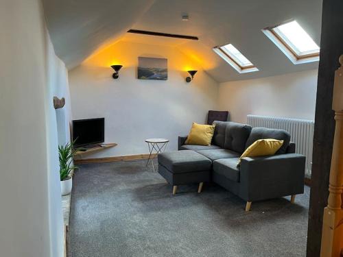 Castleton House | The Barn Behind