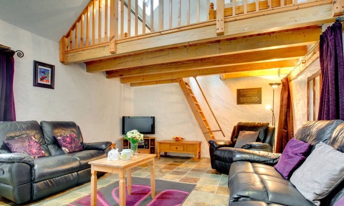 Trefin House | The Barn in Haverfordwest