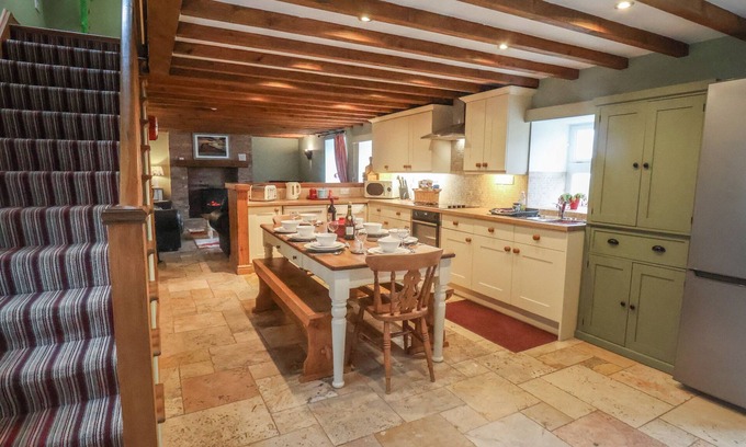 Easington Cottage | THE BARN, pet friendly, with a garden in Staithes