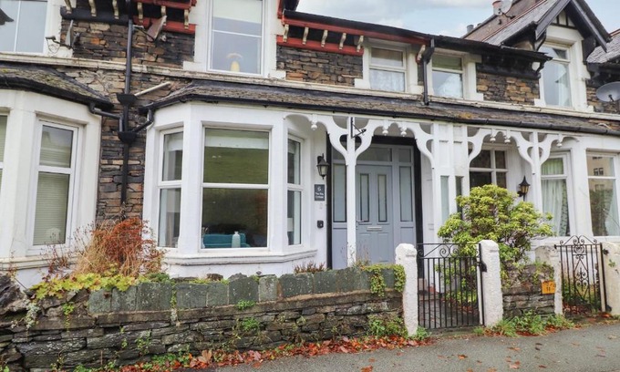 Waterhead House | The Bay Cottage