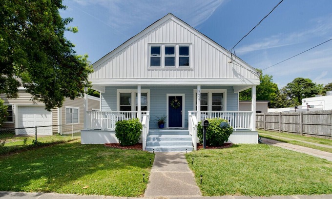 Bayview House | The Bay House Bungalow and Loft - Norfolk VA.