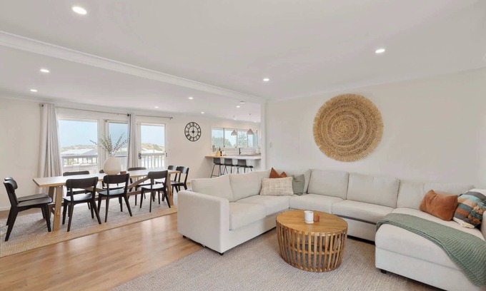 Goolwa Beach House | The Beach House 64 Neighbour Ave Goolwa Beach