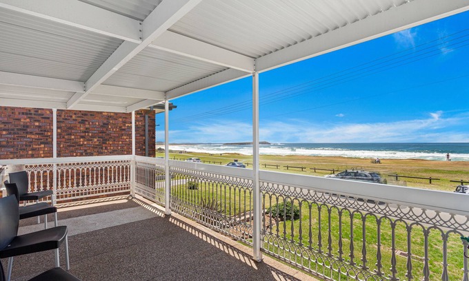 Warilla House | The Beach House