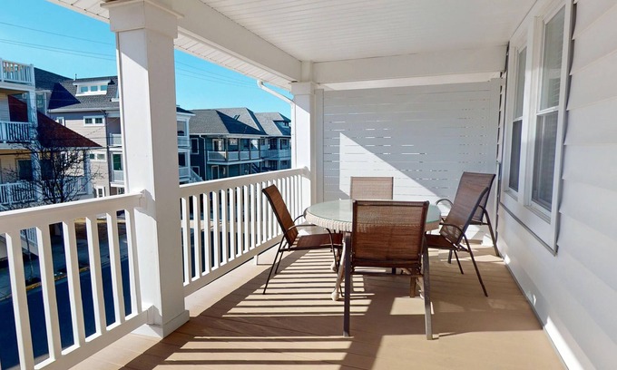 North End Apartment | The Beach House