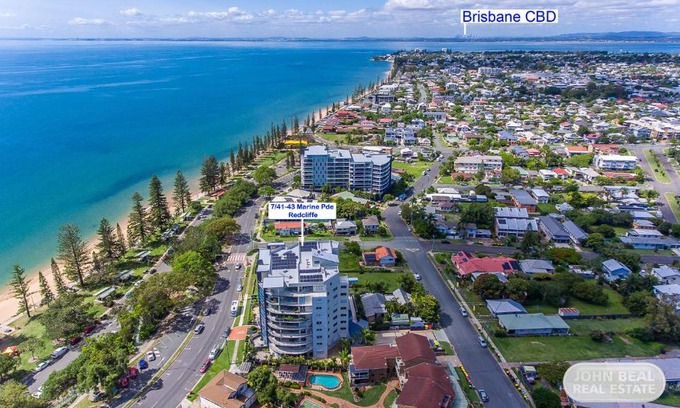 Redcliffe Apartment | The Beachouse