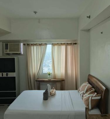 Legazpi Village Apartment | The Beacon Makati Condo-Hotel