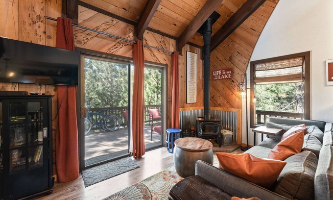Tahoe Village House | The Bear's Den Chalet