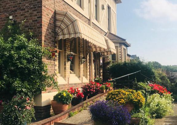 Bebington Bed & Breakfast | The Bebington
