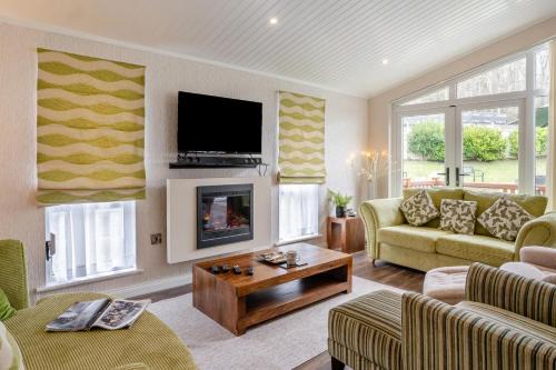 Felinfach House | The Beech House Lodge - New Quay