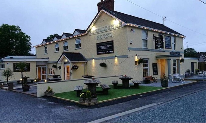Kilgetty Hotel | The Begelly Arms