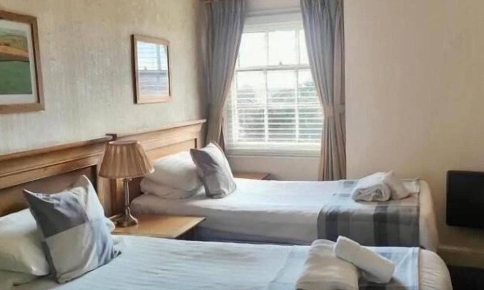 Burgh le Marsh Hotel | The Bell Hotel
