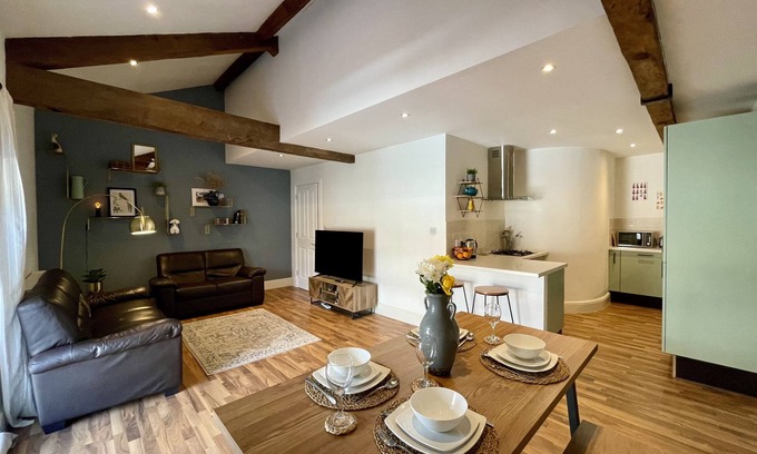 Inverness City Centre Cottage | The Bell Tower