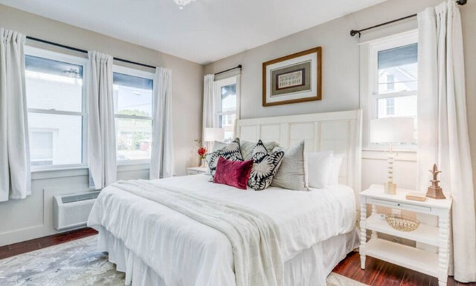 Manteo Hotel | The Bella Vista Room