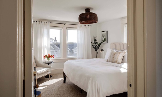 Avon Bed & Breakfast | The Bentley Inn