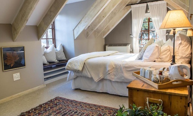 Claremont Apartment | The Bergzicht Guest Suite