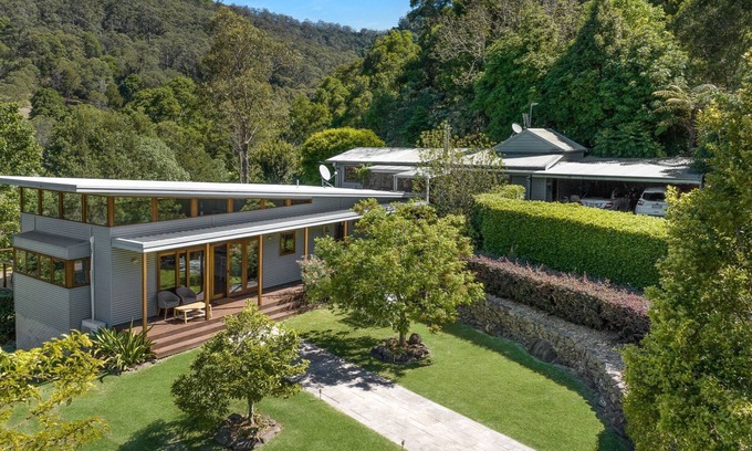 Bundewallah House | The Berry Dairy - Relax in natures symphony