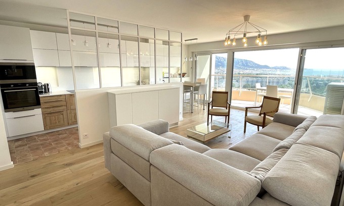 Prado-Perier Apartment | The best view of Marseille!