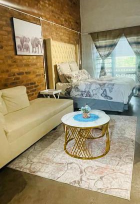 Downtown Johannesburg Apartment | The Beverly by maboneng