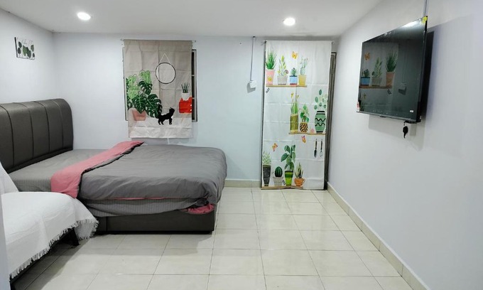 Alor Merah House | The Big Family Homestay