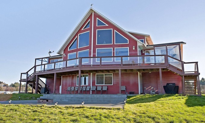 Ocean City Villa | The Biggest Vacation Rental in Ocean Shores Area
