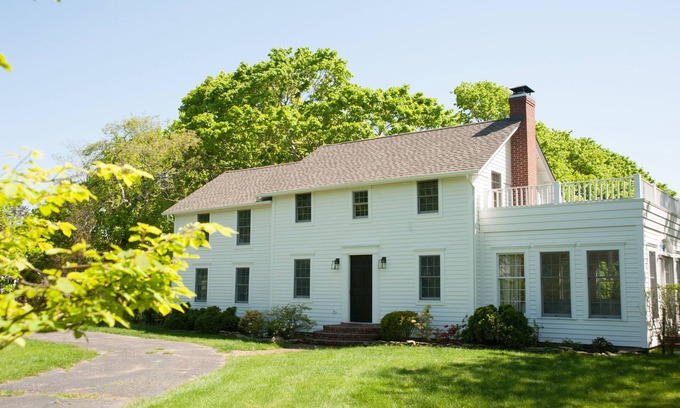 East Quogue House | The Blacksmith House - Hamptons summer