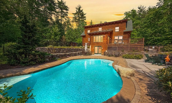 Center Conway House | The Blissful Mountain Getaway Cabin | Private Pool