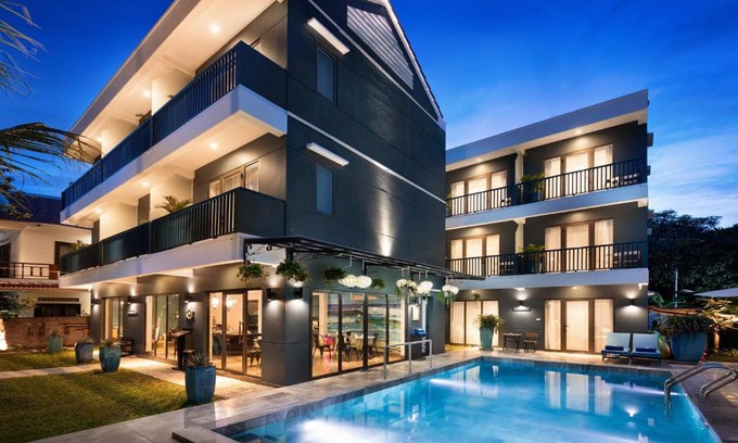 Cam An Hotel | The Blue Alcove Hotel