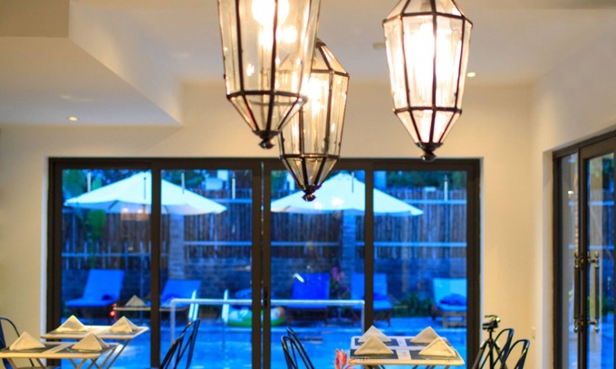 Cam An Hotel | The Blue Alcove