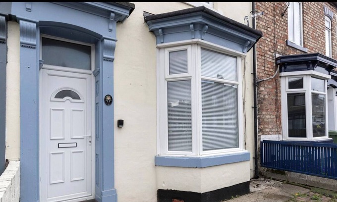 Thornaby On Tees Apartment | The Blue House