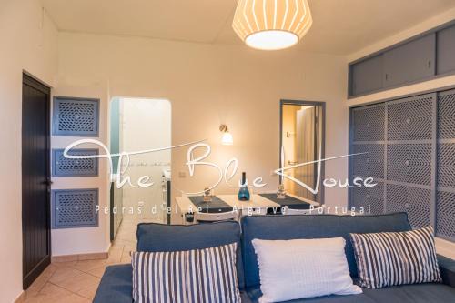 Santa Luzia Apartment | The Blue House, Pedras D'el Rei, Tavira