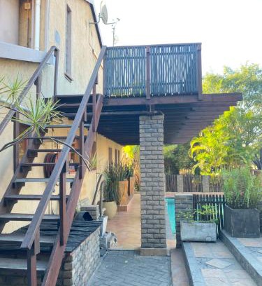 Phalaborwa Apartment | The blue room