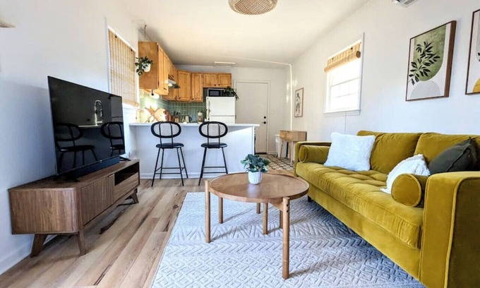 Wade Hampton House | The Bo-Home · Bohemian Tiny Home - Walk to Starbucks!