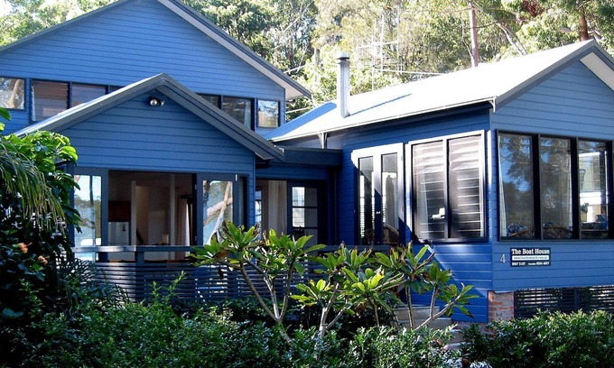Smiths Lake Cottage | The Boat House - Premium Waterfront position Seachange