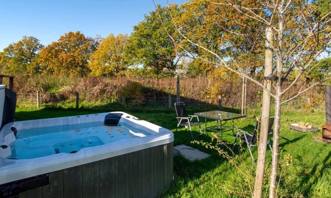 Abbess Roding Ski Chalet | The Bolthole in the beautiful Ashford