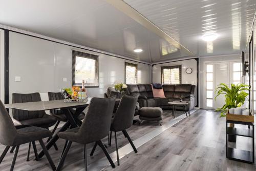 Newry House | The Border Lodge