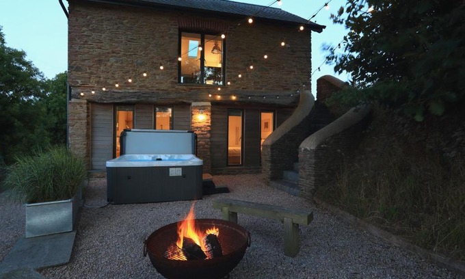 Chillington House | The Bothy