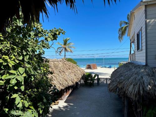 Caye Caulker Hotel | The Bounty